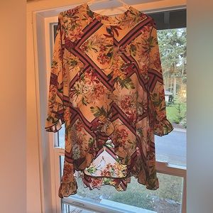 SOLD* Zadie B’s Ember tunic size XL